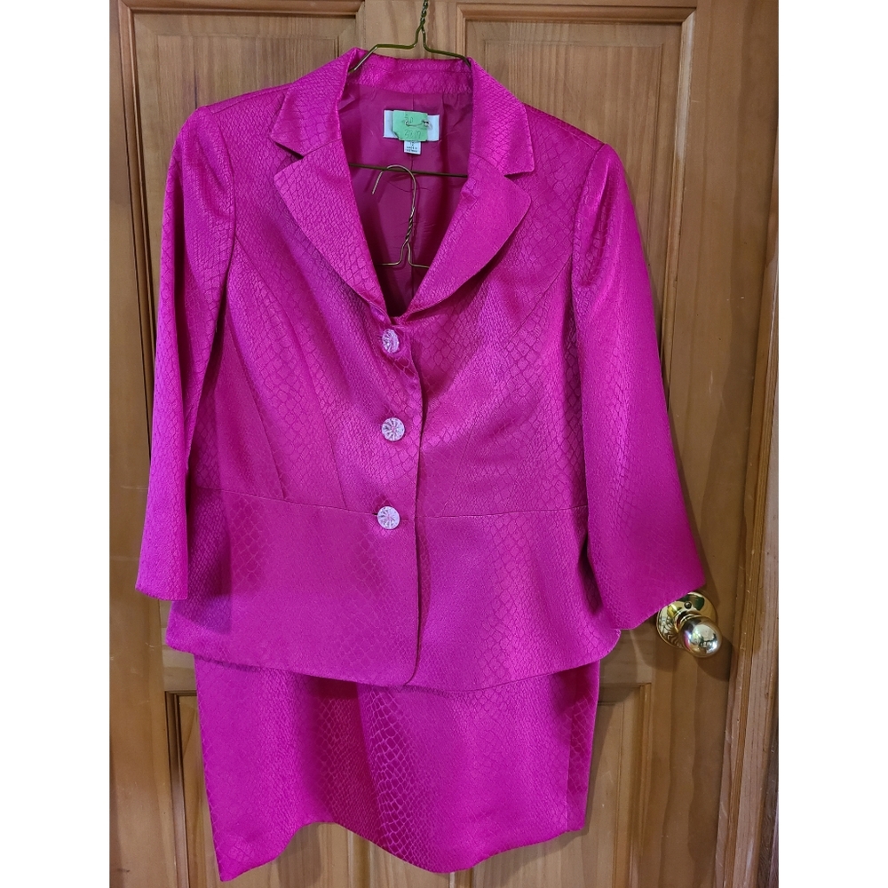 Le Suit Skirt Suit 12